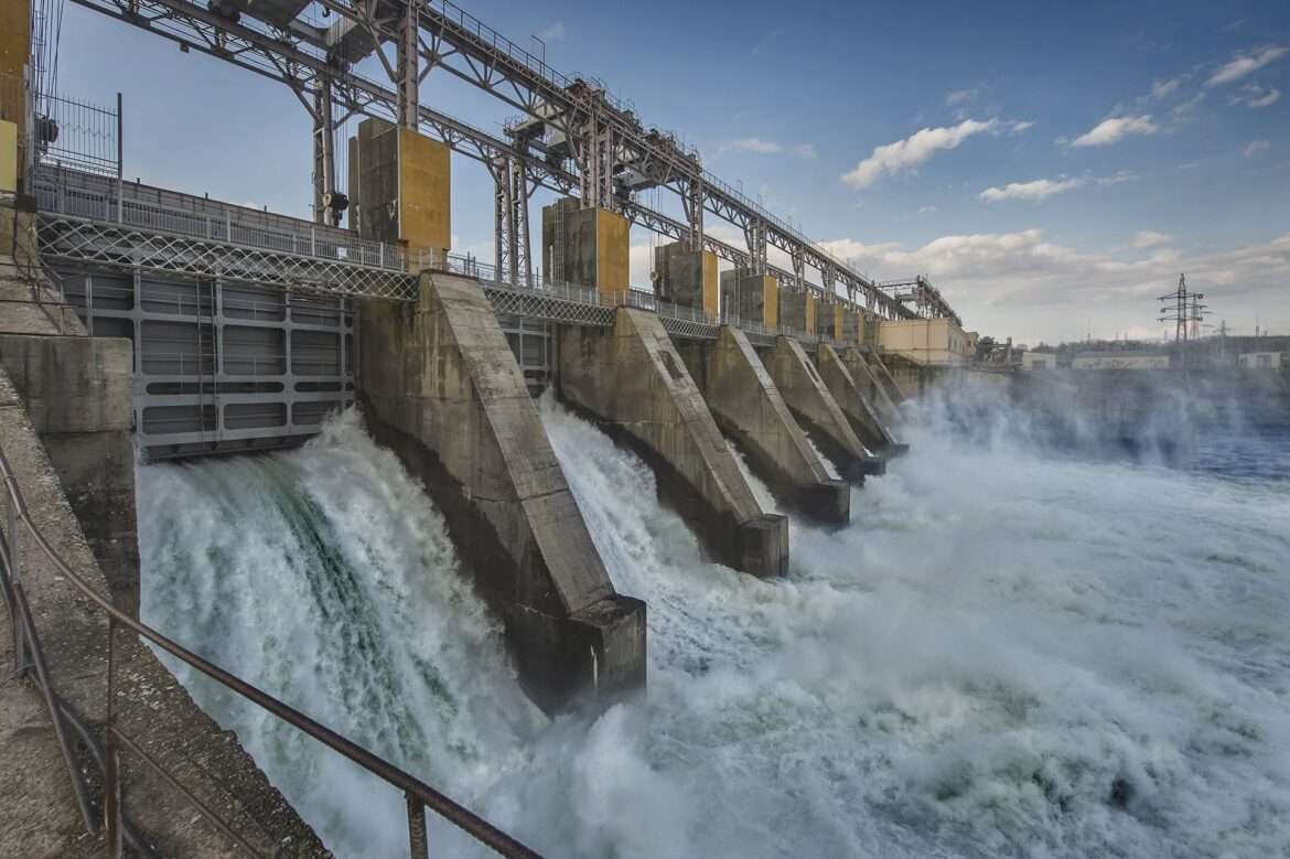 La peligrosa reestatización de concesiones hidroeléctricas