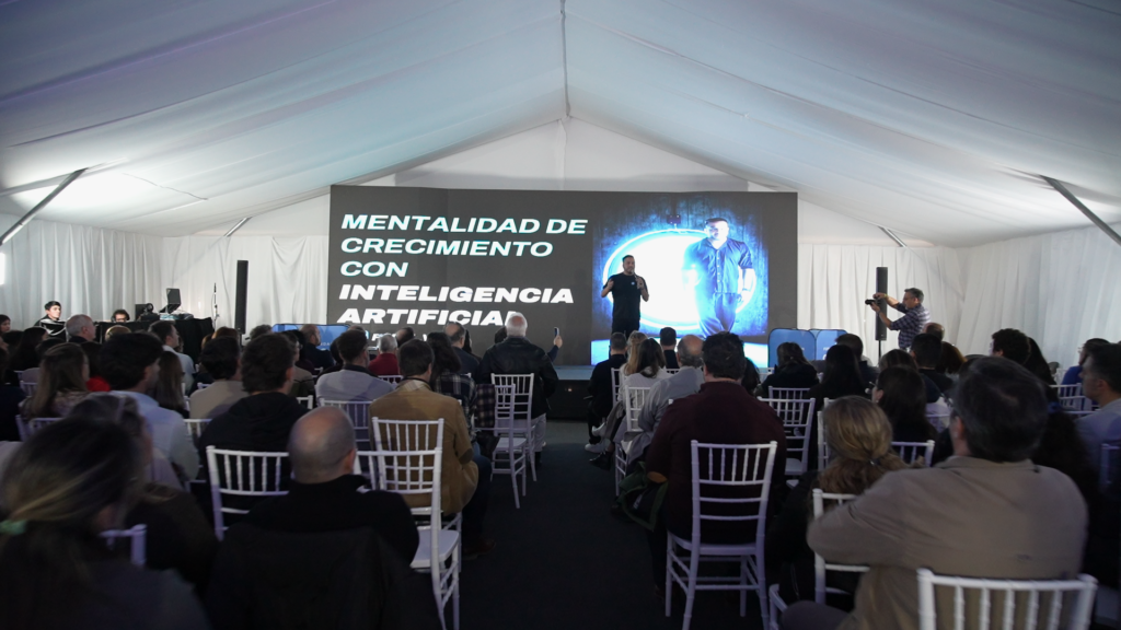 Las definiciones que dejó el IA Week sobre <b>Inteligencia Artificial</b> - Impacto Económico thumbnail